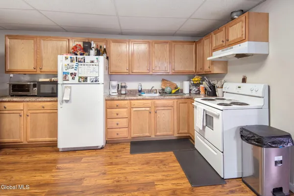 $899,900 | 334 Main Street, Middleburgh, NY 12122