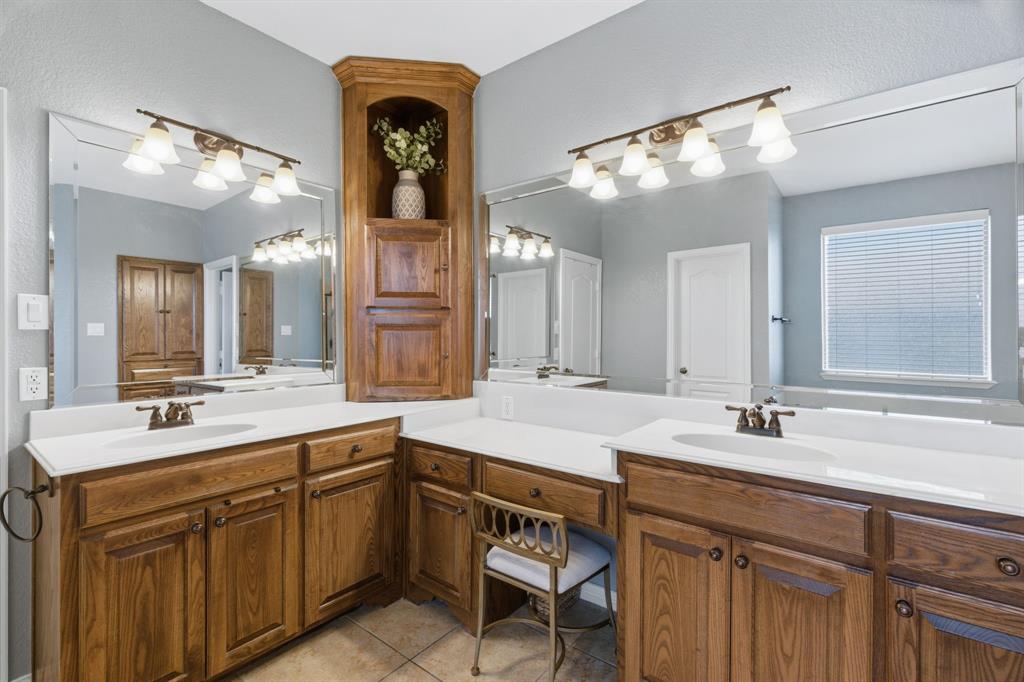 602 Christa Street Ovilla, TX 75154 - Photo 27 of 39