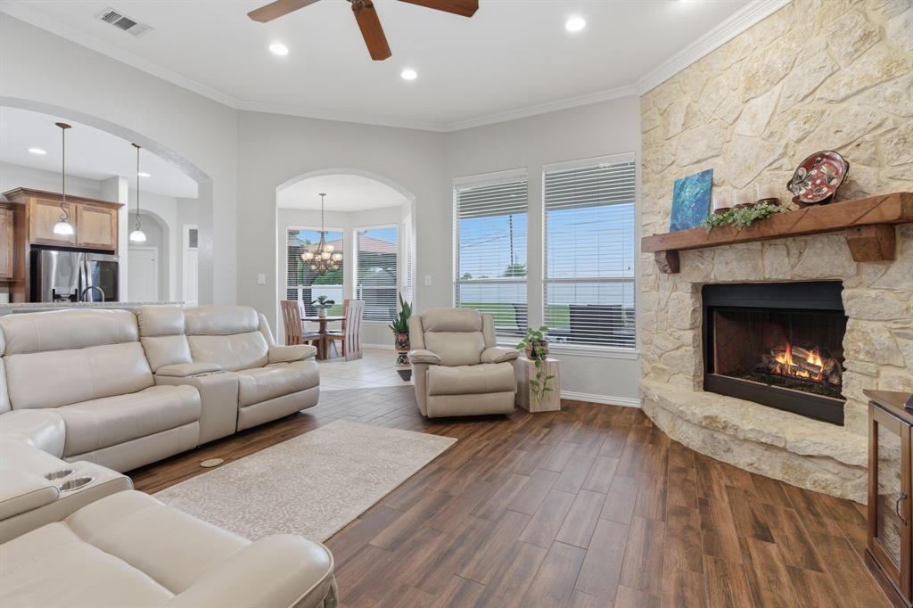 602 Christa Street Ovilla, TX 75154 - Photo 9 of 39