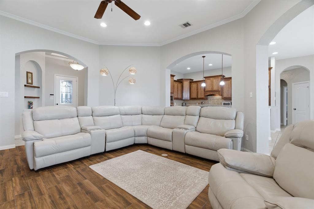 602 Christa Street Ovilla, TX 75154 - Photo 10 of 39