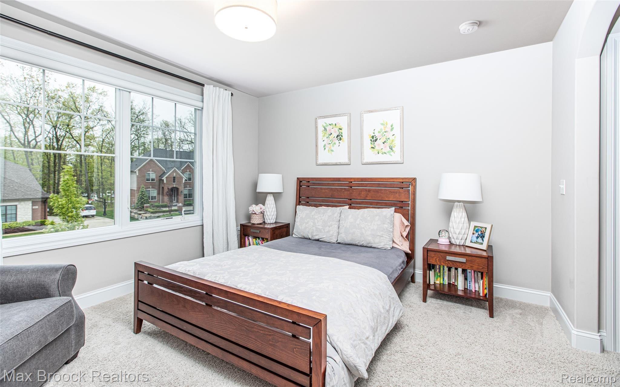 909 Corbin Road Rochester, MI 48307 - Photo 21 of 30 Bedroom #2.jpg