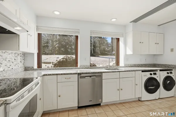 $13,500 | 1 Milbank Avenue, Unit 1A, Greenwich, CT 06830