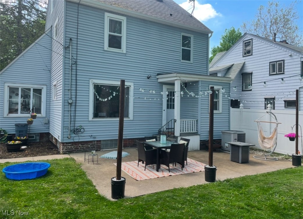 955 Cambridge Road Cleveland, OH 44121 - Photo 26 of 30