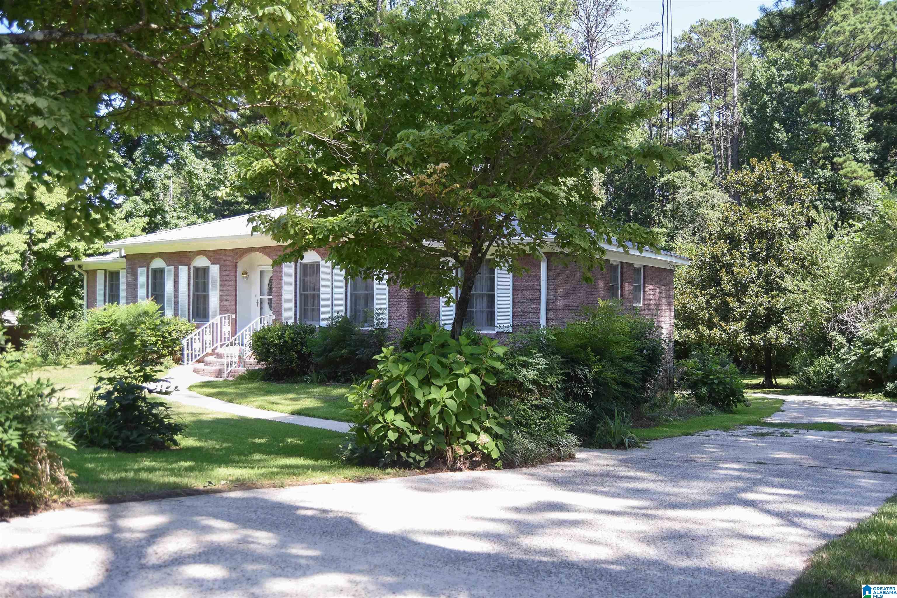 309 Valley Road Weaver, AL 36277 - Photo 2 of 62