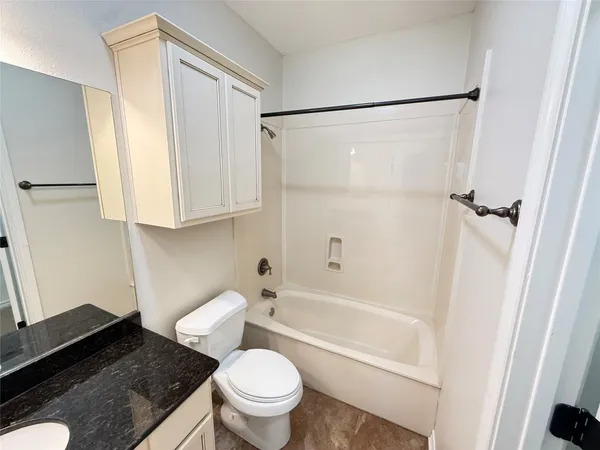 $1,800 | 3828 Black Hawk Lane, College Station, TX 77845