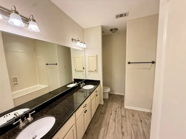 $1,800 | 3828 Black Hawk Lane, College Station, TX 77845