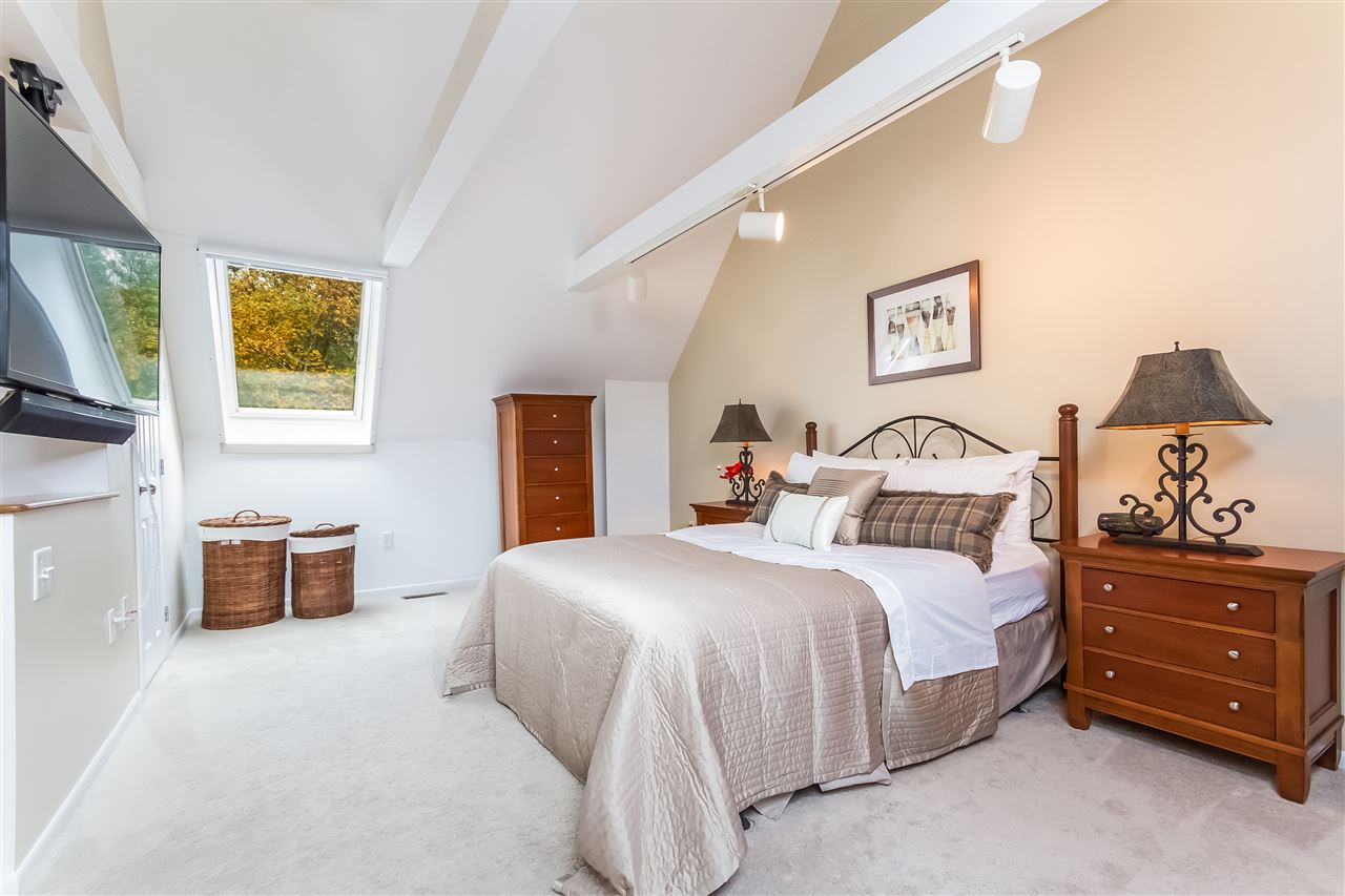 6 Rockingham Court Bedford, NH 03110 - Photo 16 of 31 Gallery Image 16