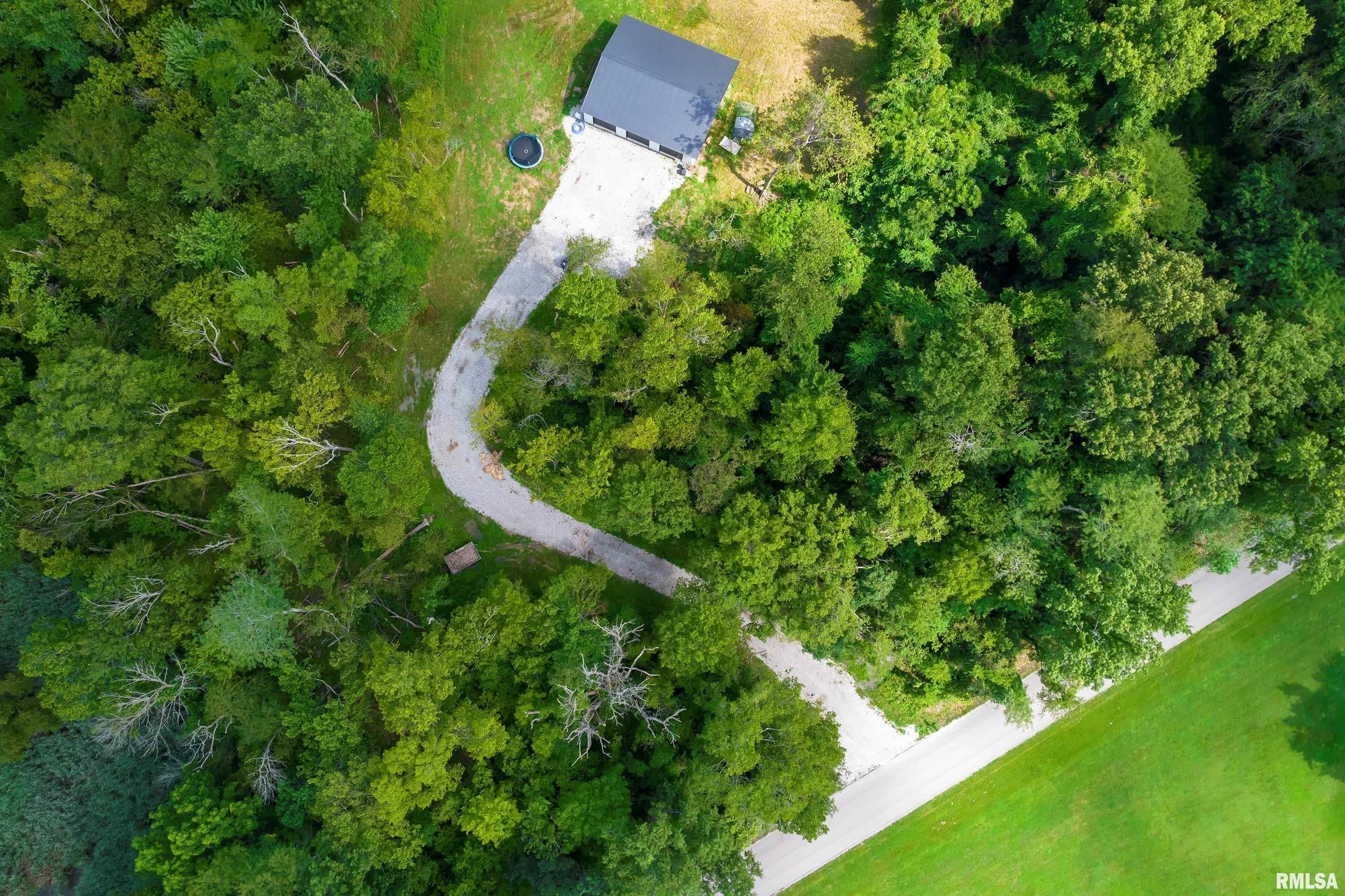 1234 Weaver Road Herrin, IL 62948 - Photo 5 of 7 Gallery Image 5