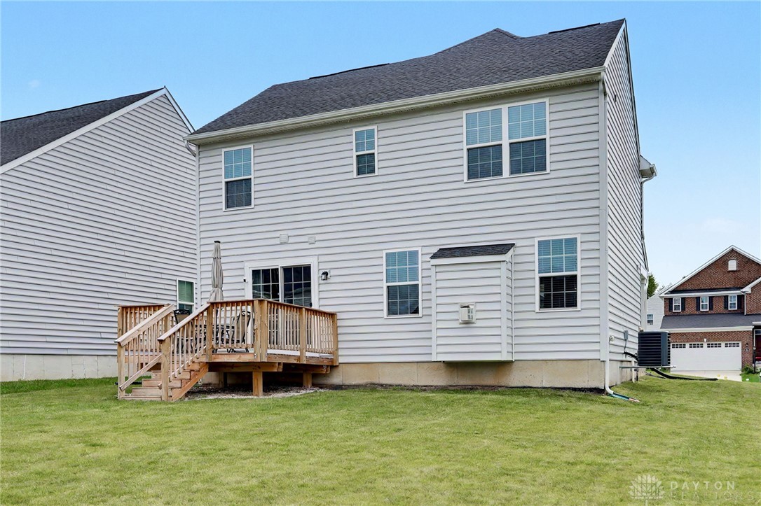 157 Cresting Road Fairborn, OH 45324 - Photo 35 of 43