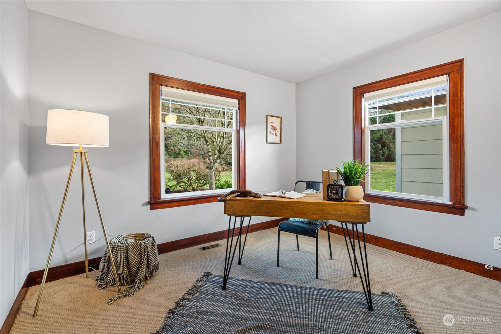 2628 Old Highway 99 North Road Burlington, WA 98233 - Photo 15 of 40 a dining room with furniture and a window
