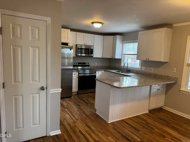 $2,100 | 203 Brook Rock Lane, Garner, NC 27529