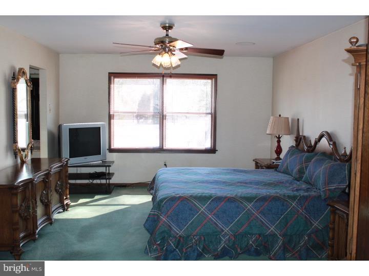 980 Pheasant Meadow Road Blue Bell, PA 19422 - Photo 21 of 25 Bedroom - Main