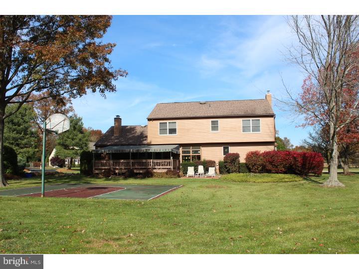 980 Pheasant Meadow Road Blue Bell, PA 19422 - Photo 5 of 25 Exterior Back