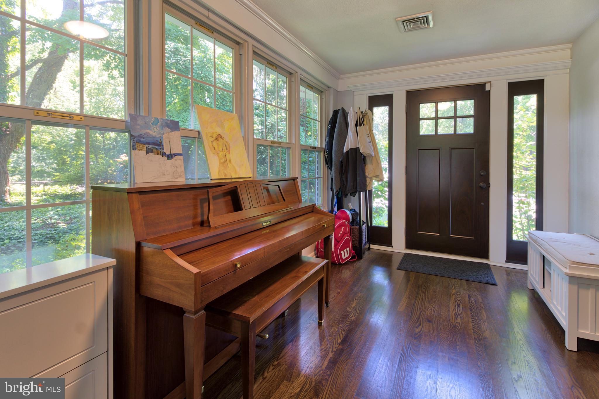 35 Rolling Road Wynnewood, PA 19096 - Photo 11 of 28