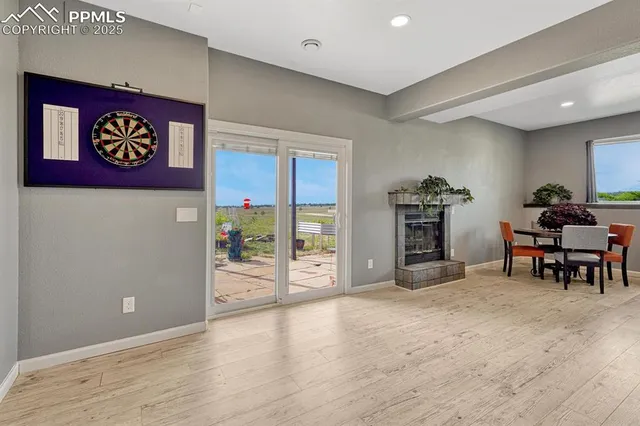 a close view of sink and tap