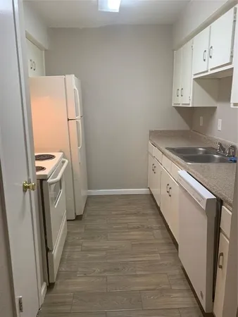 $725 | 5625 Antoine Drive, Unit 202, Houston, TX 77091