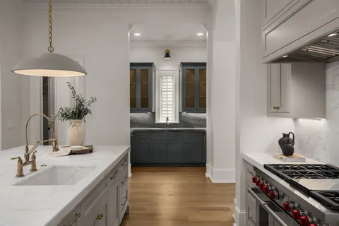 $5,299,999 | 4301 Estes Road, Nashville, TN 37215