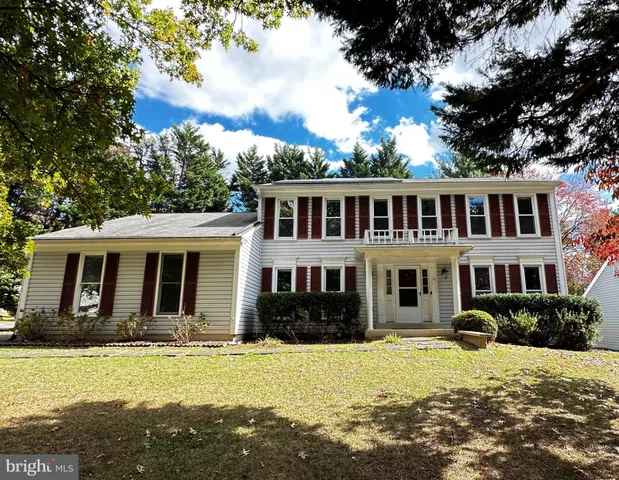 $700,000 | 14 Amity Court, Rockville, MD 20855