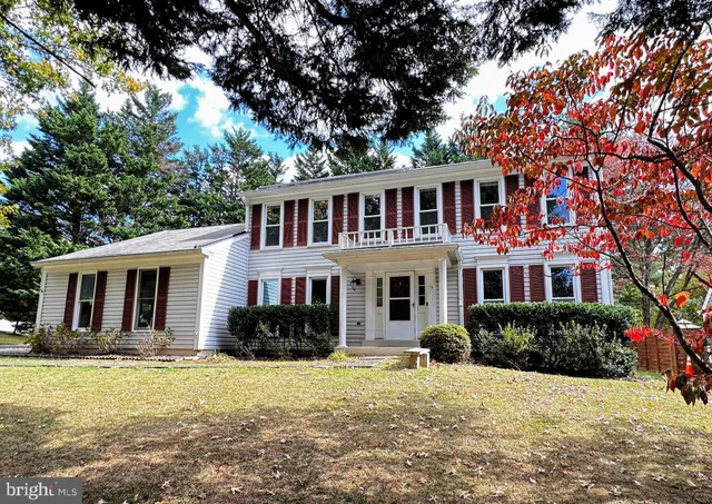 $700,000 | 14 Amity Court, Rockville, MD 20855