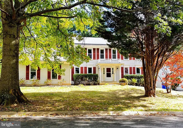 $700,000 | 14 Amity Court, Rockville, MD 20855