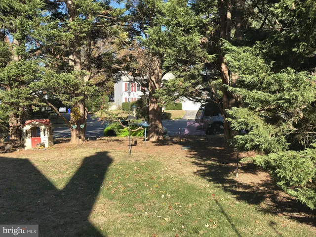 $700,000 | 14 Amity Court, Rockville, MD 20855