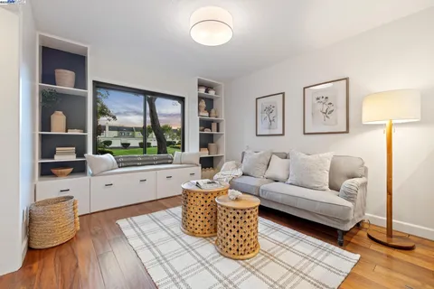 $749,000 | 1117 Camino Del Valle, Alameda, CA 94502