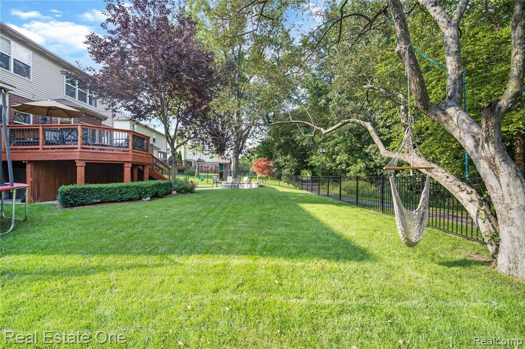 3453 Everett Drive Rochester Hills, MI 48307 - Photo 7 of 50