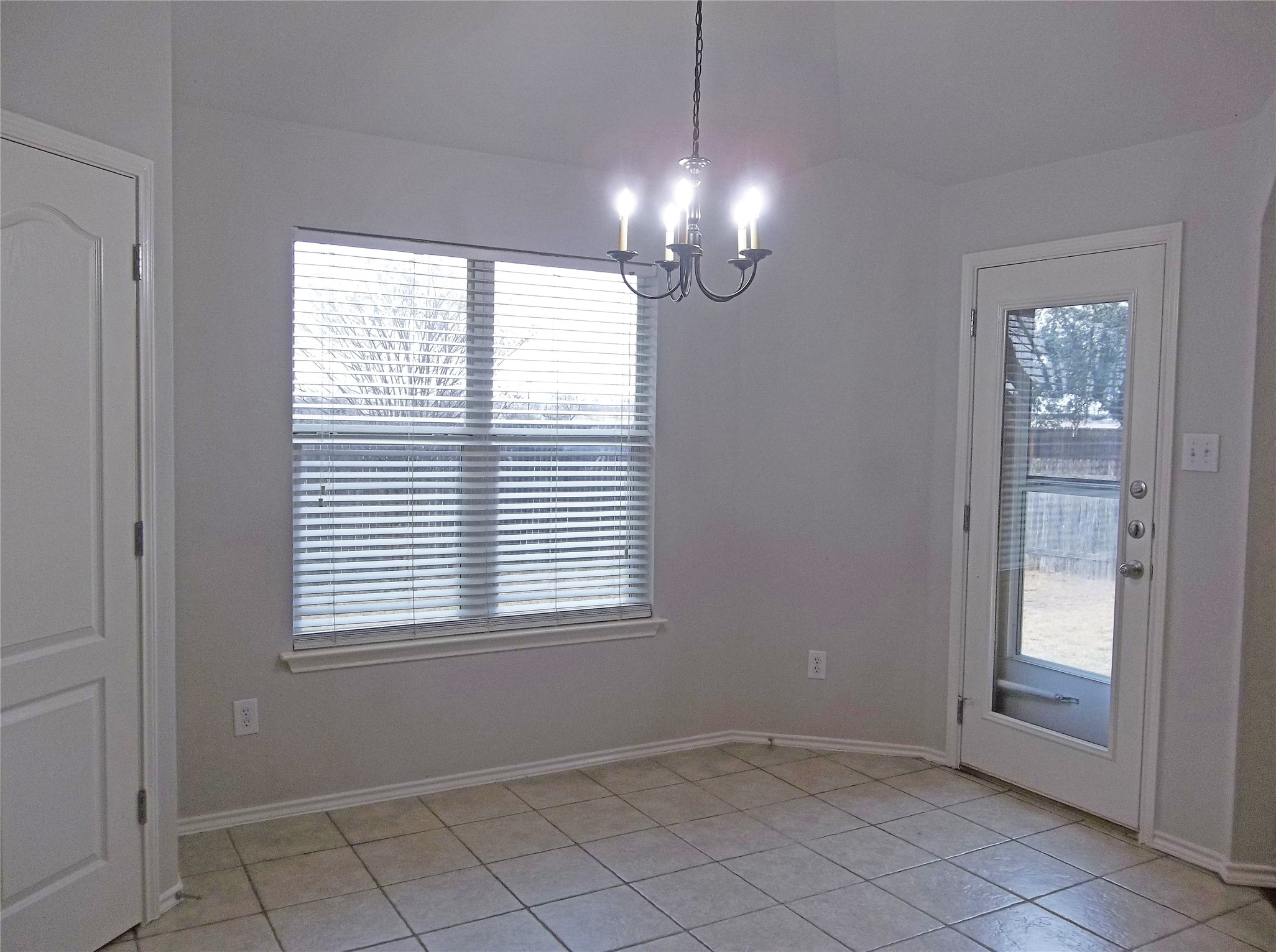 110 Fossil Trail Leander, TX 78641 - Photo 11 of 21 a view of an empty room with a window