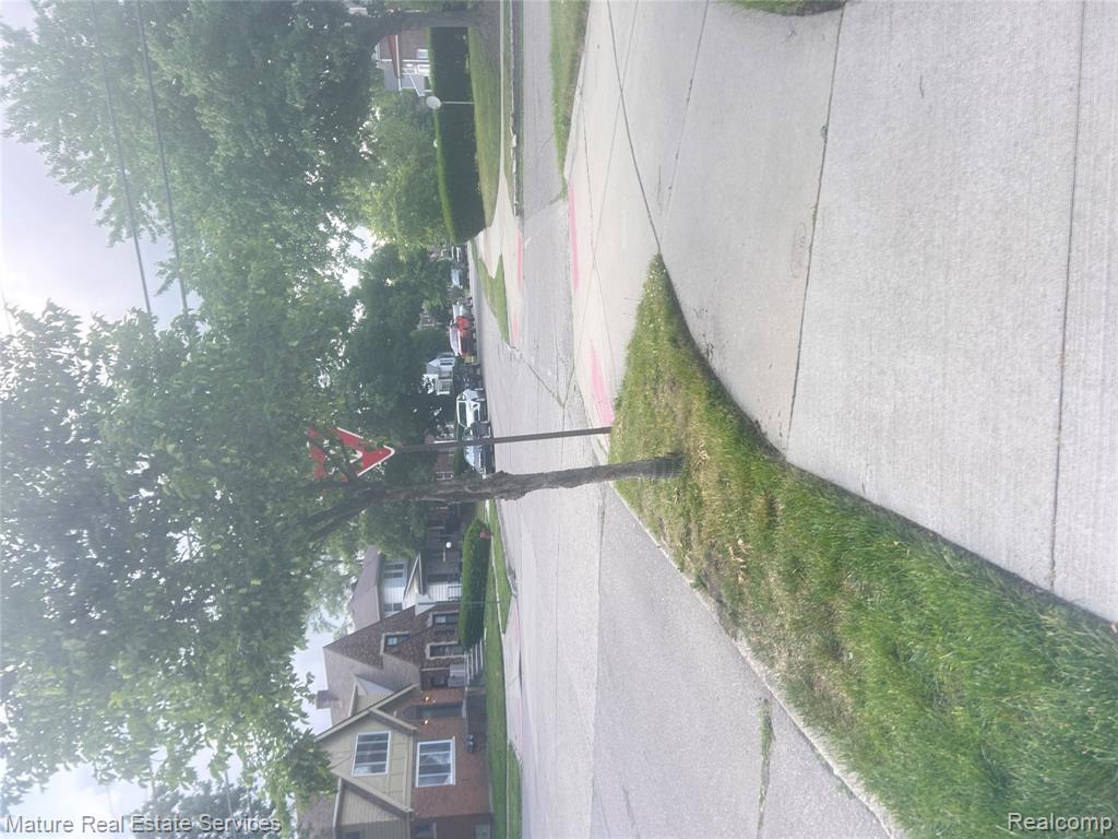20186 Gardendale Street, Unit 2 Detroit, MI 48221 - Photo 11 of 36