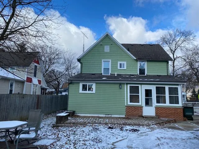 $2,800 | 143 Lincoln Street, Chelsea, MI 48118