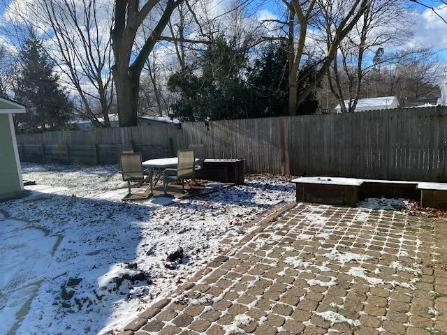 $2,800 | 143 Lincoln Street, Chelsea, MI 48118