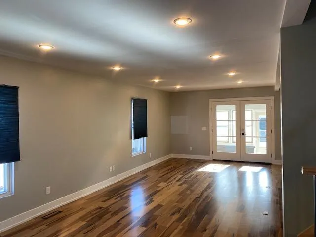 $2,800 | 143 Lincoln Street, Chelsea, MI 48118