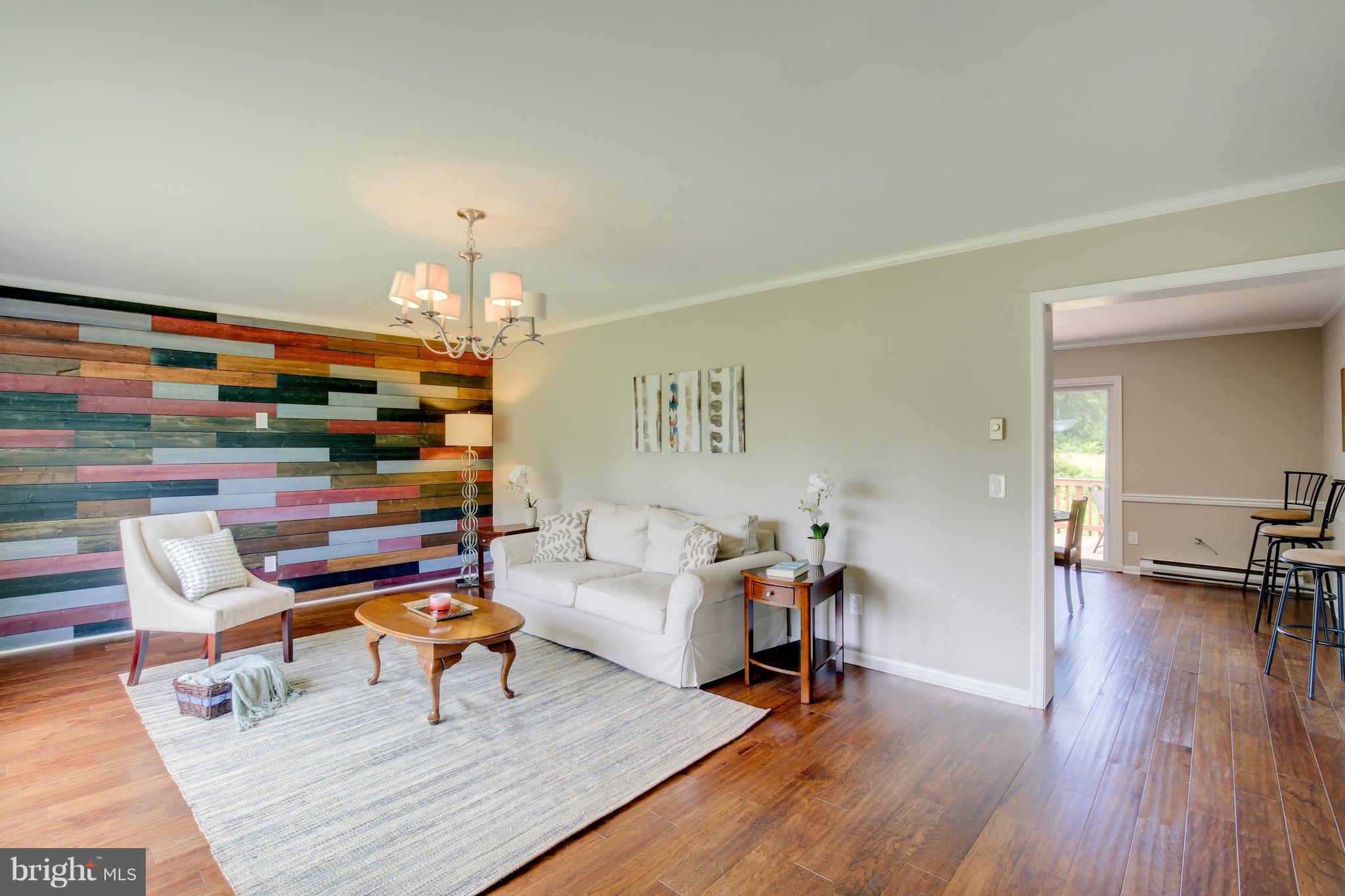 9502 Dyson Road Brandywine, MD 20613 - Photo 3 of 25 Living Room