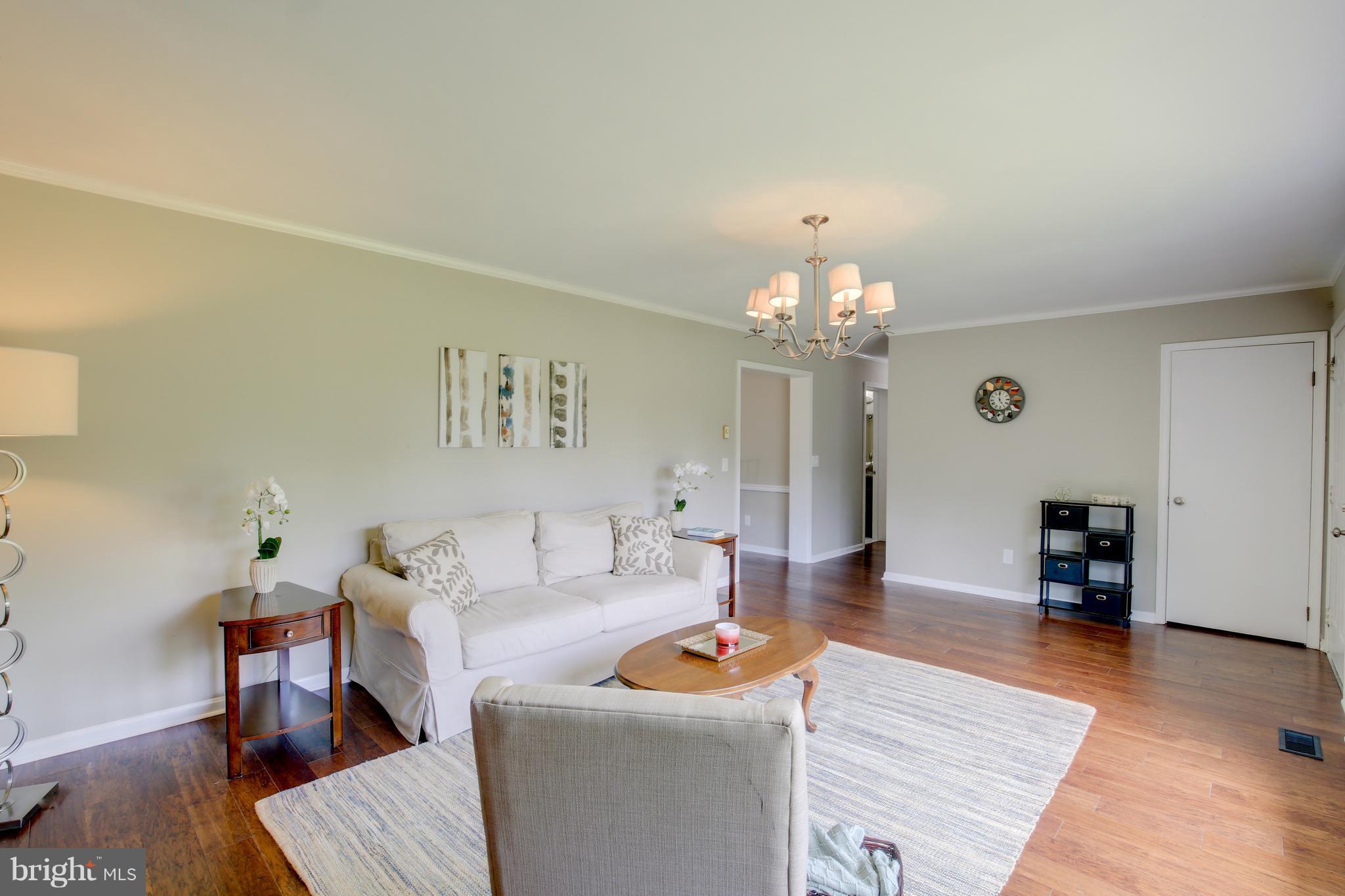9502 Dyson Road Brandywine, MD 20613 - Photo 5 of 25 Living Room