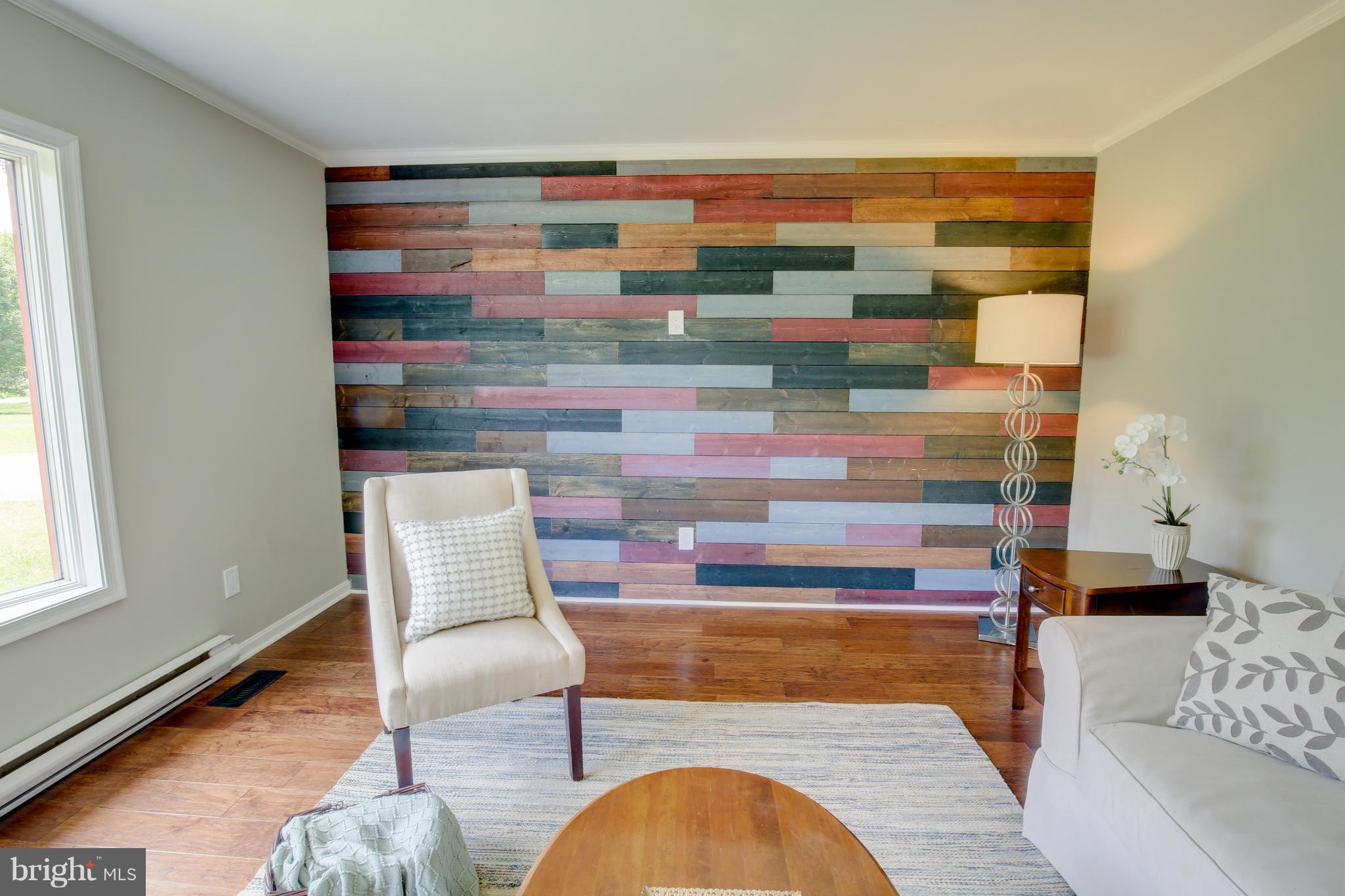 9502 Dyson Road Brandywine, MD 20613 - Photo 6 of 25 Living Room