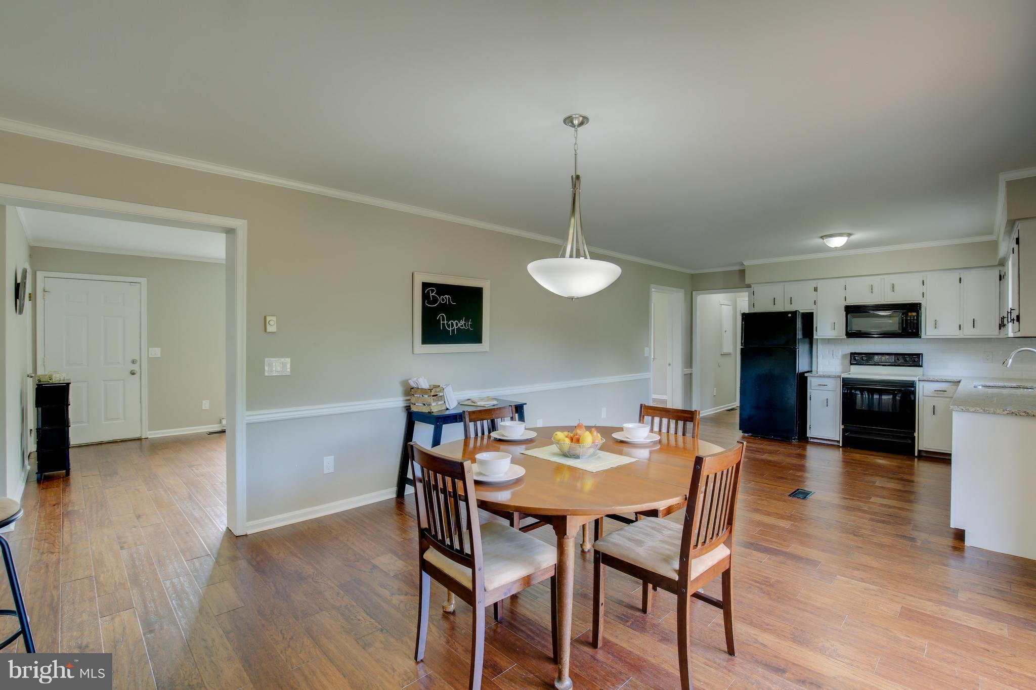 9502 Dyson Road Brandywine, MD 20613 - Photo 8 of 25 Dining Room