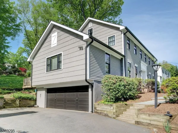 $6,200 | 18 Armstrong Road, Morristown, NJ 07960
