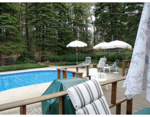 29 Oak Road Longmeadow, MA 01106 - Photo 14 of 14