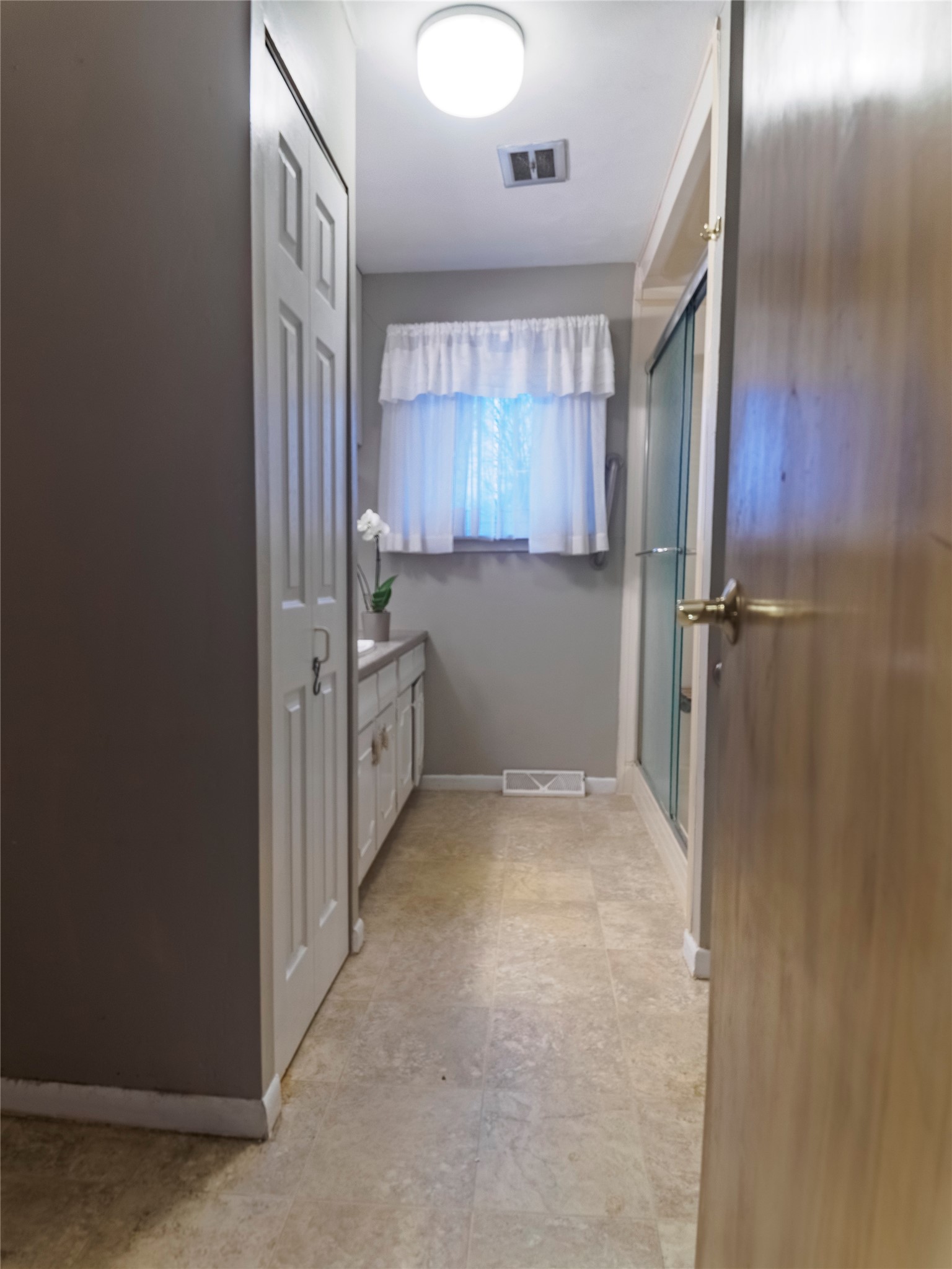 212 Warren Street Vestal, NY 13850 - Photo 9 of 21
