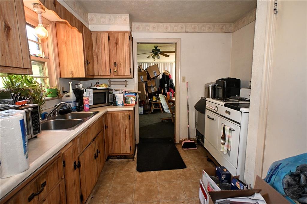 6339 Ridgeview Avenue Monongahela, PA 15063 - Photo 19 of 23