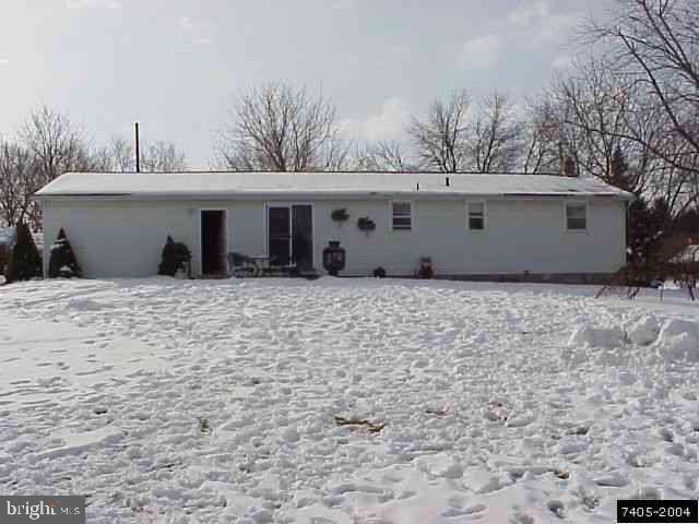 2551 Locust Road Dover, PA 17315 - Photo 2 of 8 Gallery Image 2