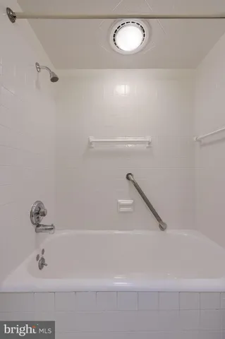 $199,900 | 564 Hamilton Street, Lancaster, PA 17602