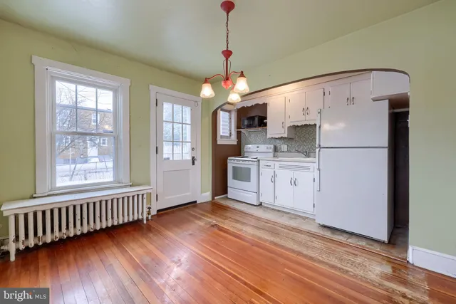 $199,900 | 564 Hamilton Street, Lancaster, PA 17602