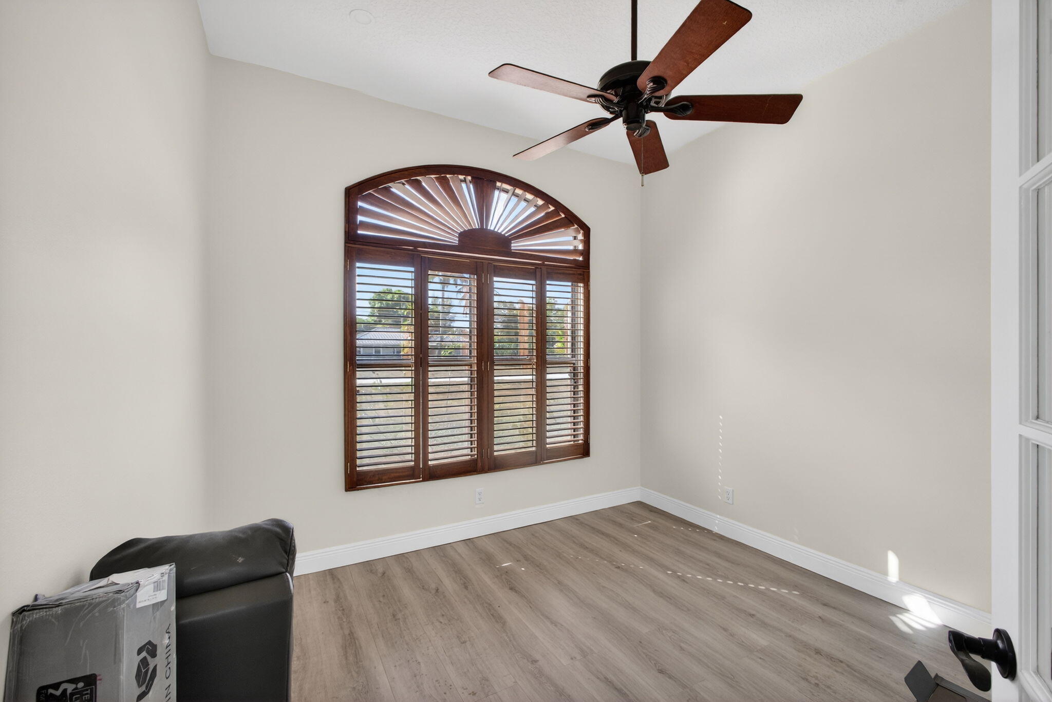 14241 76th Road North The Acreage, FL 33470 - Photo 24 of 73 26-web-or-mls-5D1A0302