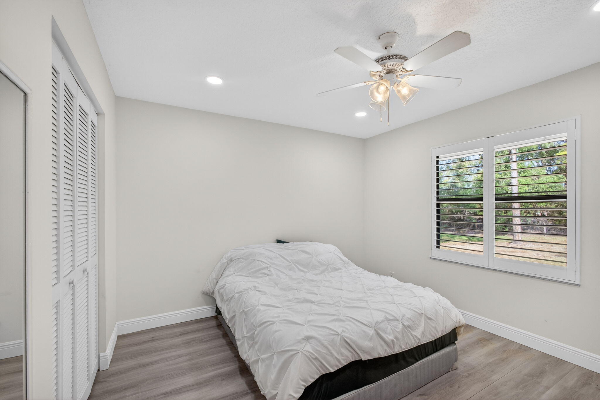 14241 76th Road North The Acreage, FL 33470 - Photo 32 of 73 34-web-or-mls-5D1A0346