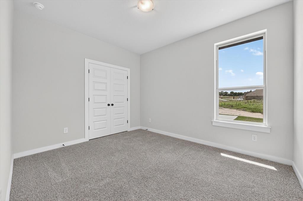 409 Mcalpine Springtown, TX 76082 - Photo 29 of 38