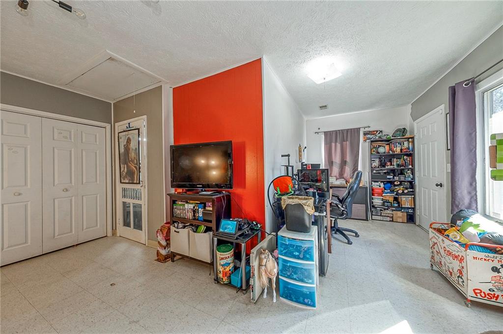 1917 Oneida Valley Road Karns City, PA 16041 - Photo 14 of 36