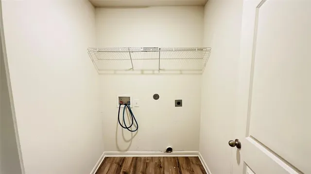 $2,200 | 2037 Delta Downs Drive, Seagoville, TX 75159