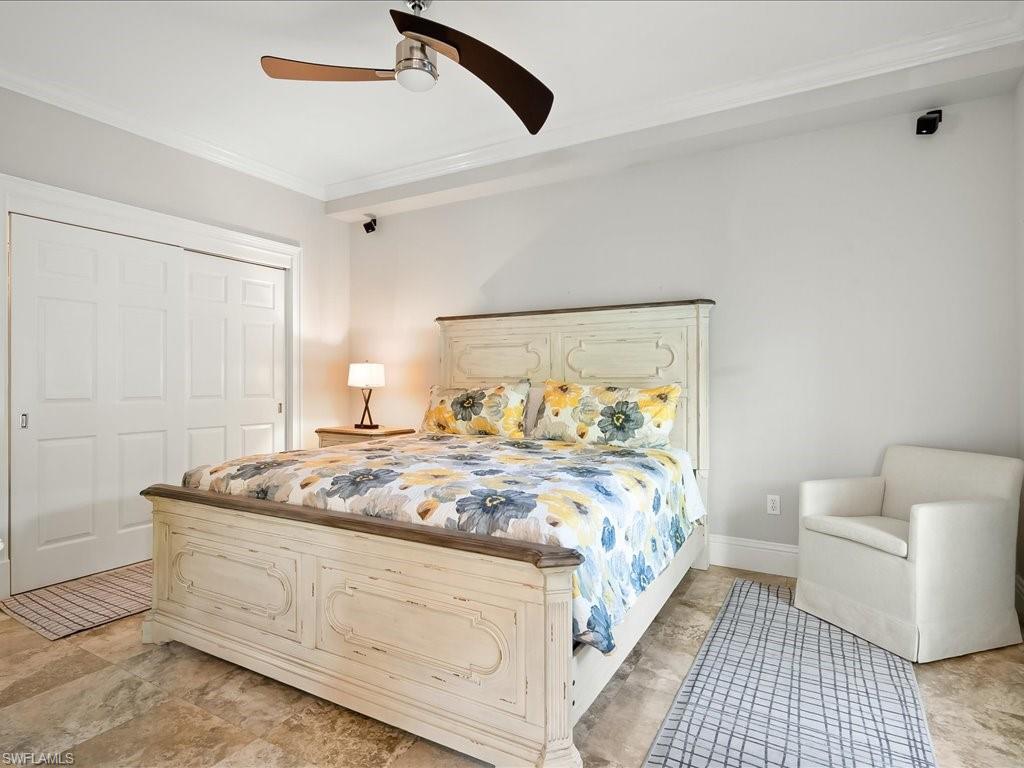 292 14th Avenue South, Unit F Naples, FL 34102 - Photo 17 of 40