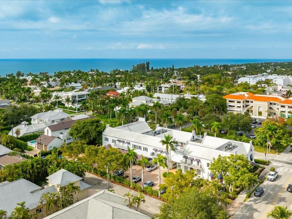 292 14th Avenue South, Unit F Naples, FL 34102 - Photo 34 of 40